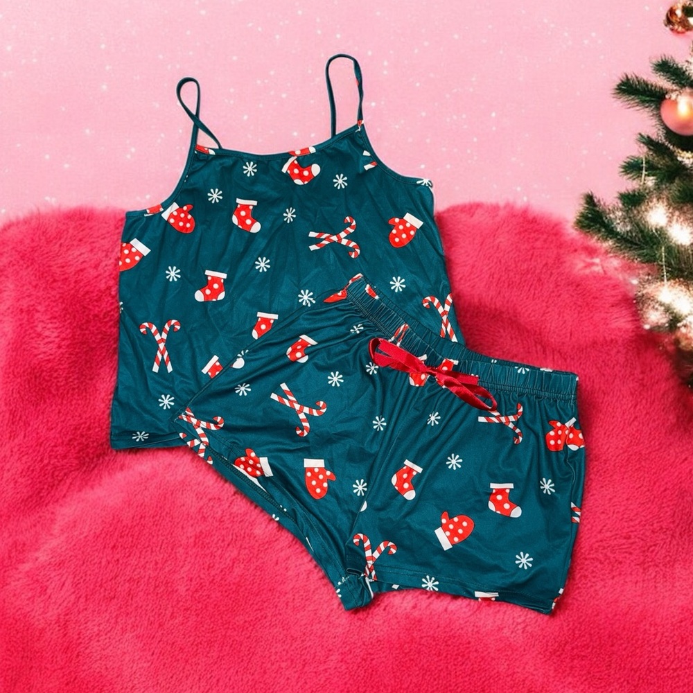 Festive Green Holiday Pajama Set Womens (M)